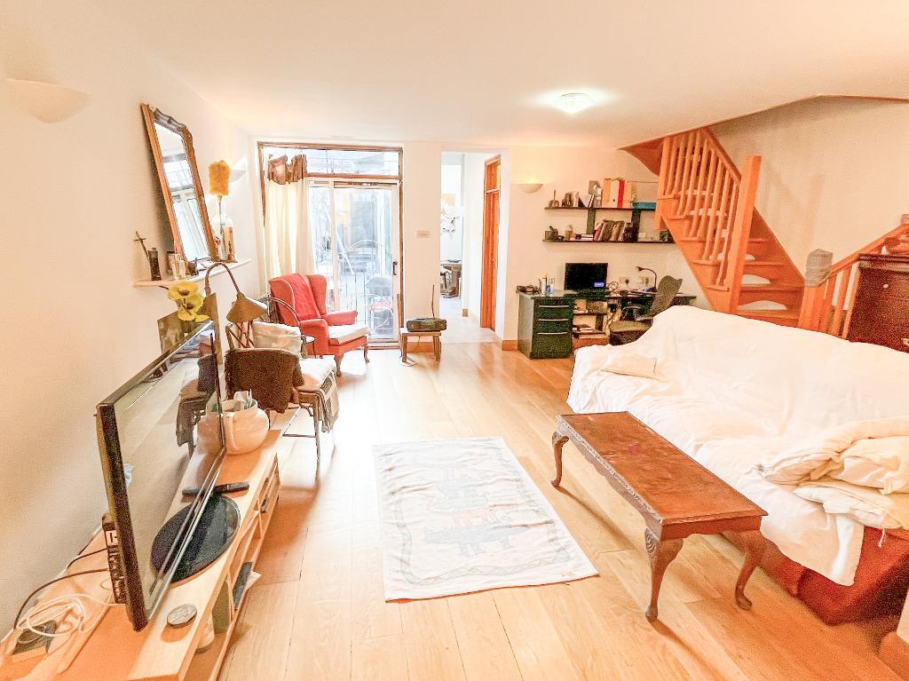 Hemstal Road, West Hampstead, London, NW6 2AD