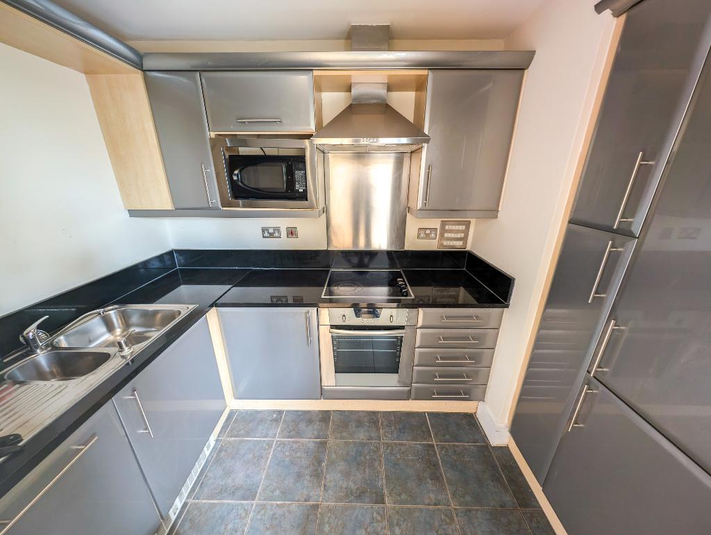 Llanvanor Road, London, NW2 2AR